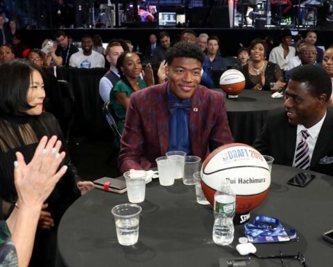 parents amina hachimura