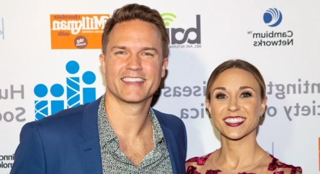 Scott Porter Holden